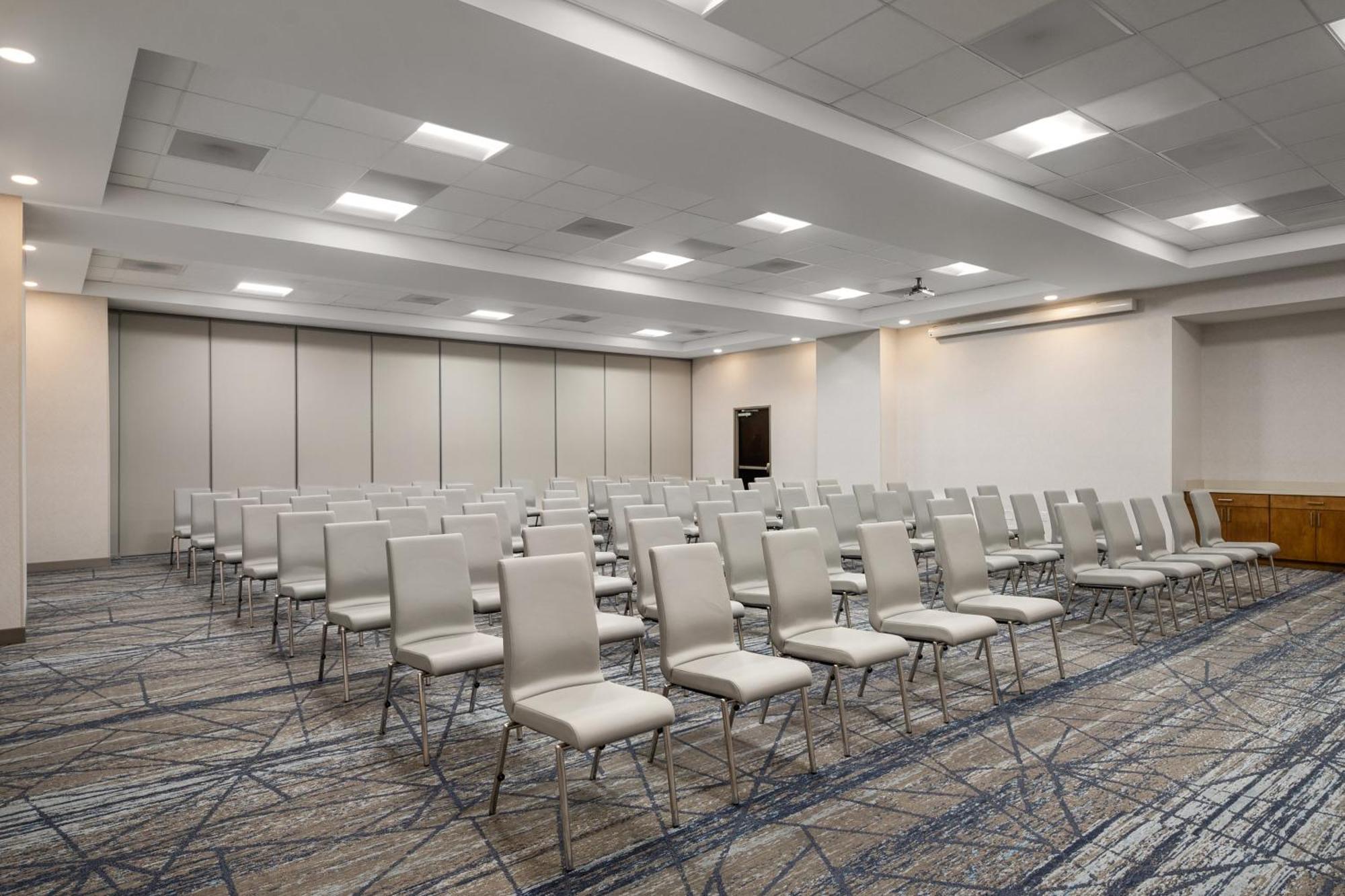 Holiday Inn Express Richmond By Ihg Eksteriør billede