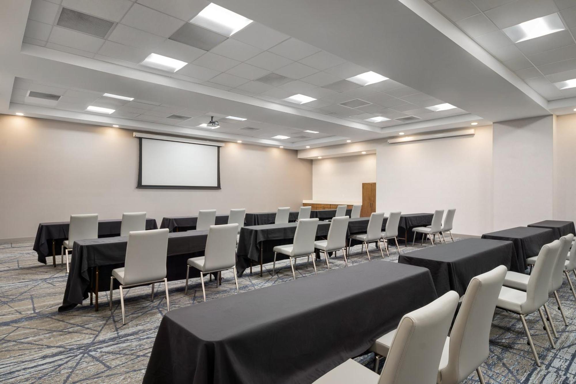 Holiday Inn Express Richmond By Ihg Eksteriør billede