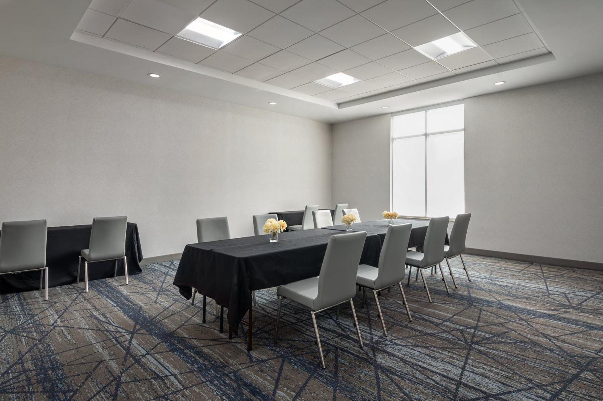 Holiday Inn Express Richmond By Ihg Eksteriør billede