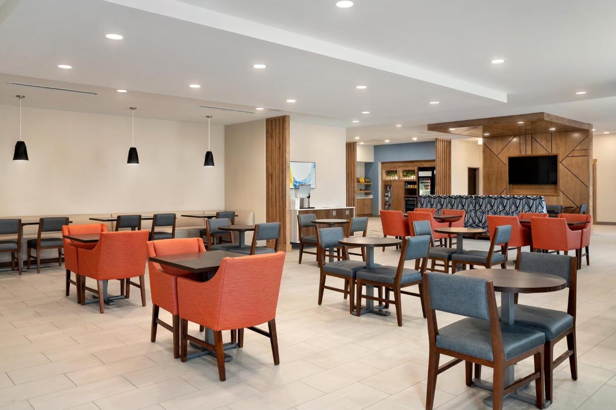Holiday Inn Express Richmond By Ihg Eksteriør billede