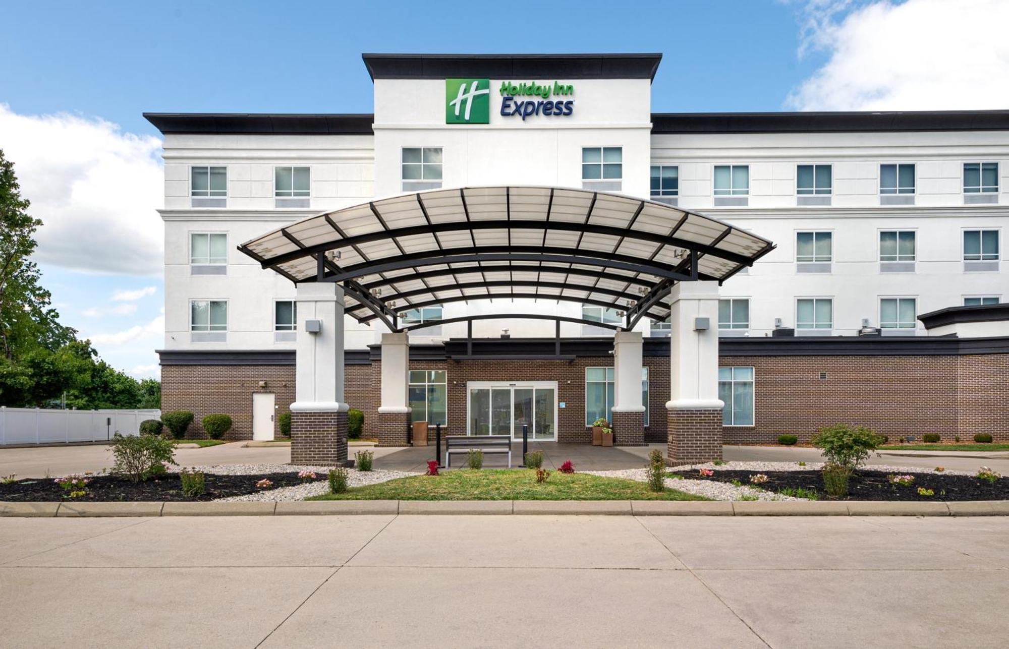 Holiday Inn Express Richmond By Ihg Eksteriør billede