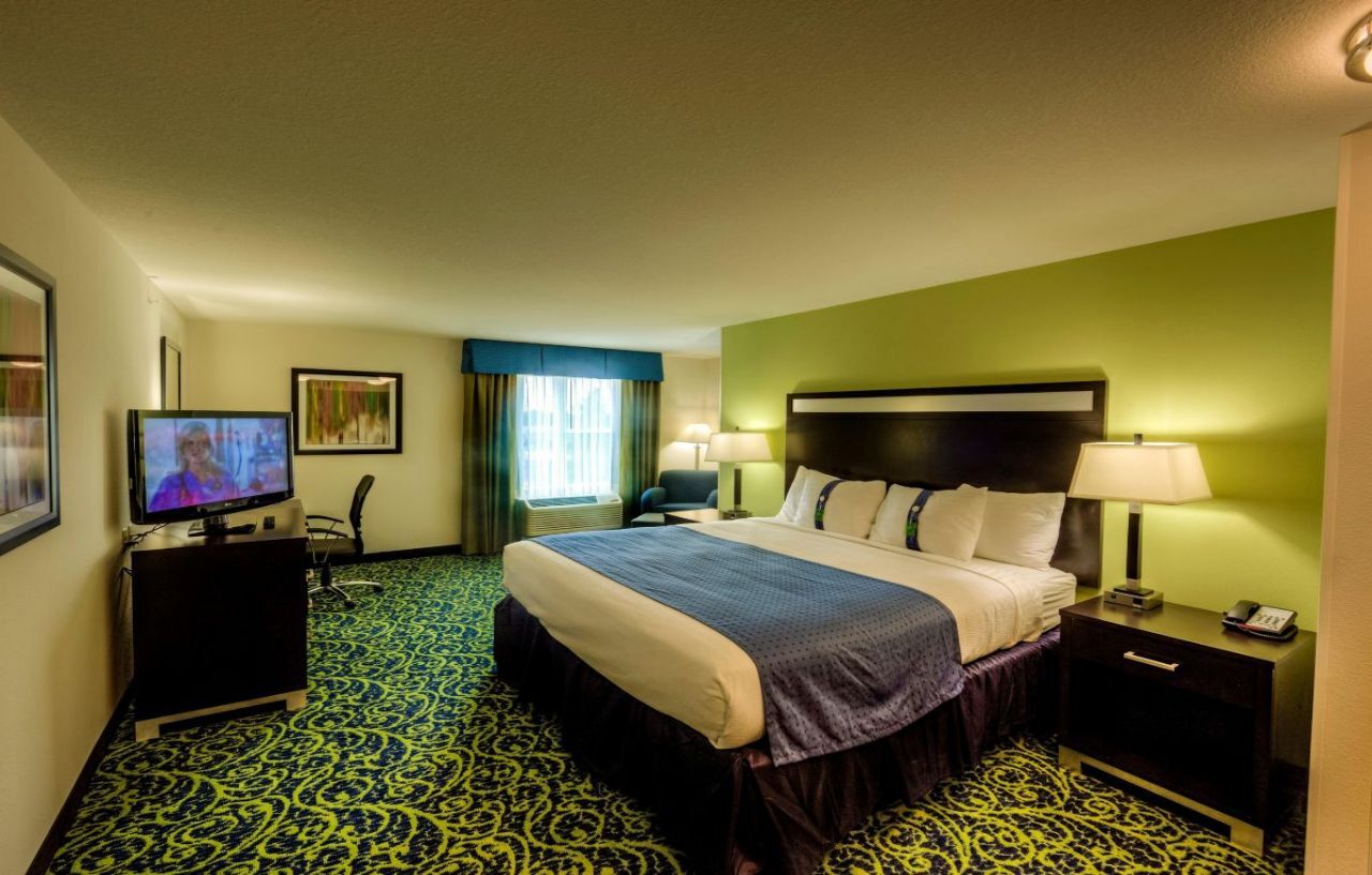 Holiday Inn Express Richmond By Ihg Eksteriør billede